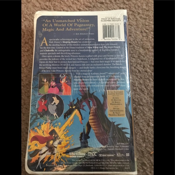 ❤️ Rare VINTAGE Walt Disney’s Masterpiece Sleeping Beauty‼️FINAL - Picture 2 of 8